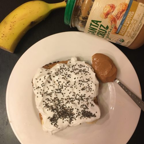 Toast Tuesday {Pb Banana Greek Yogurt}