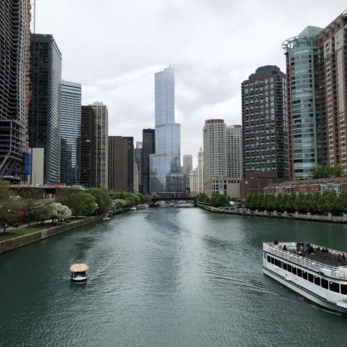 What to Do, Eat, and See in Chicago {Healthy Travel Guide}