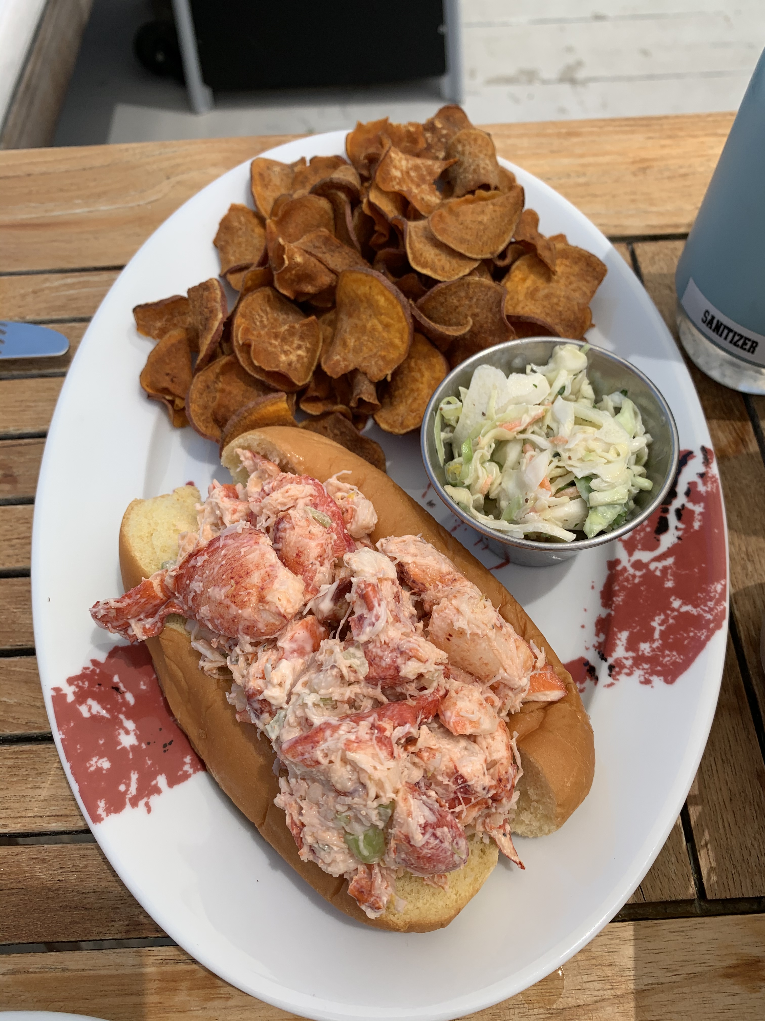 Montauk Travel Guide Duryea's Lobster Roll